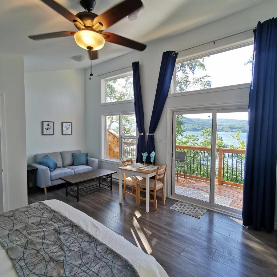 Knotty Pine Ocean Front Suite - Adults Only Ingonish Exteriör bild