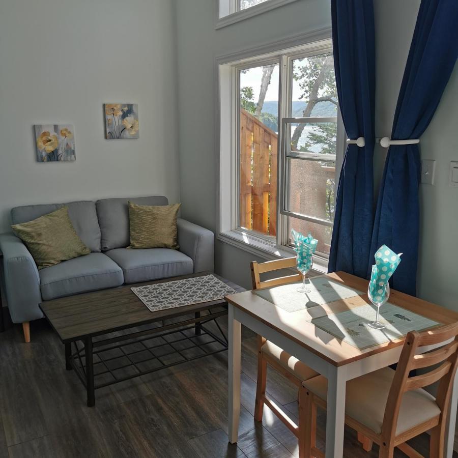 Knotty Pine Ocean Front Suite - Adults Only Ingonish Exteriör bild