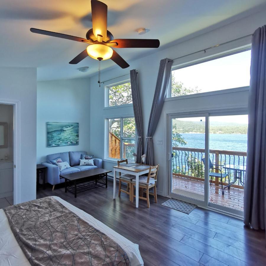 Knotty Pine Ocean Front Suite - Adults Only Ingonish Exteriör bild