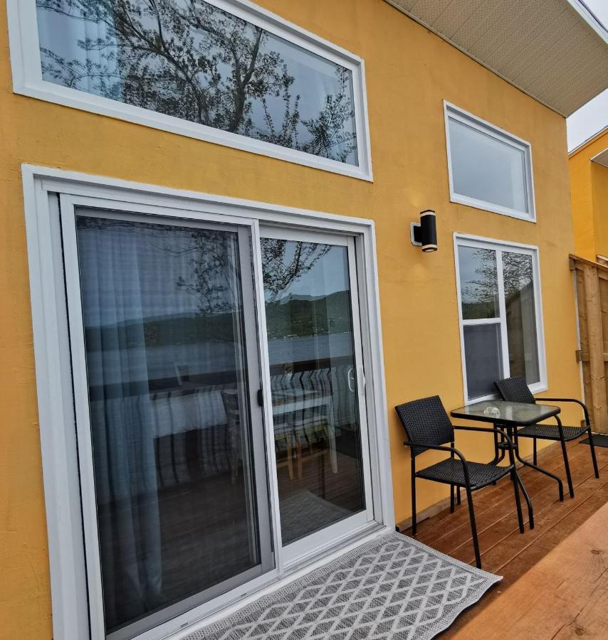 Knotty Pine Ocean Front Suite - Adults Only Ingonish Exteriör bild